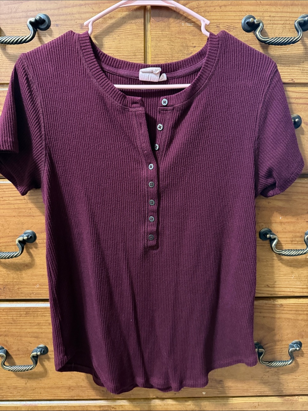 White Crow Ribbed Henley Short-Sleeve Top in Plum Wine